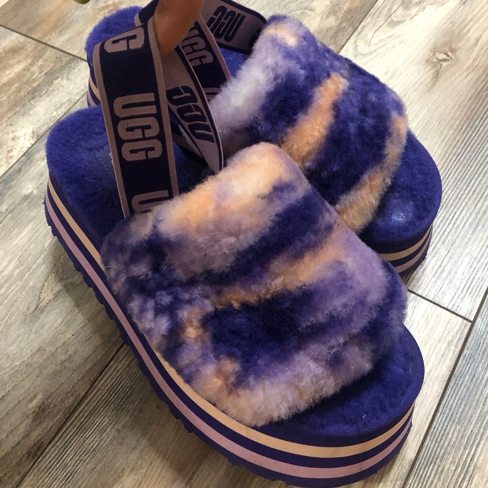 UGG 🍑Midnight DiscoPlush Platform Slides in Purple and Peach Tie-Dye Platform - Picture 5 of 9